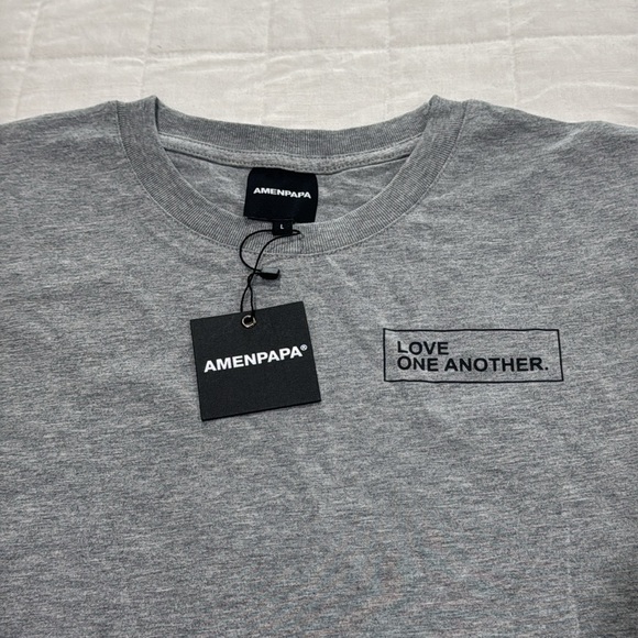 AMENPAPA Last Supper Tee - Picture 4 of 14